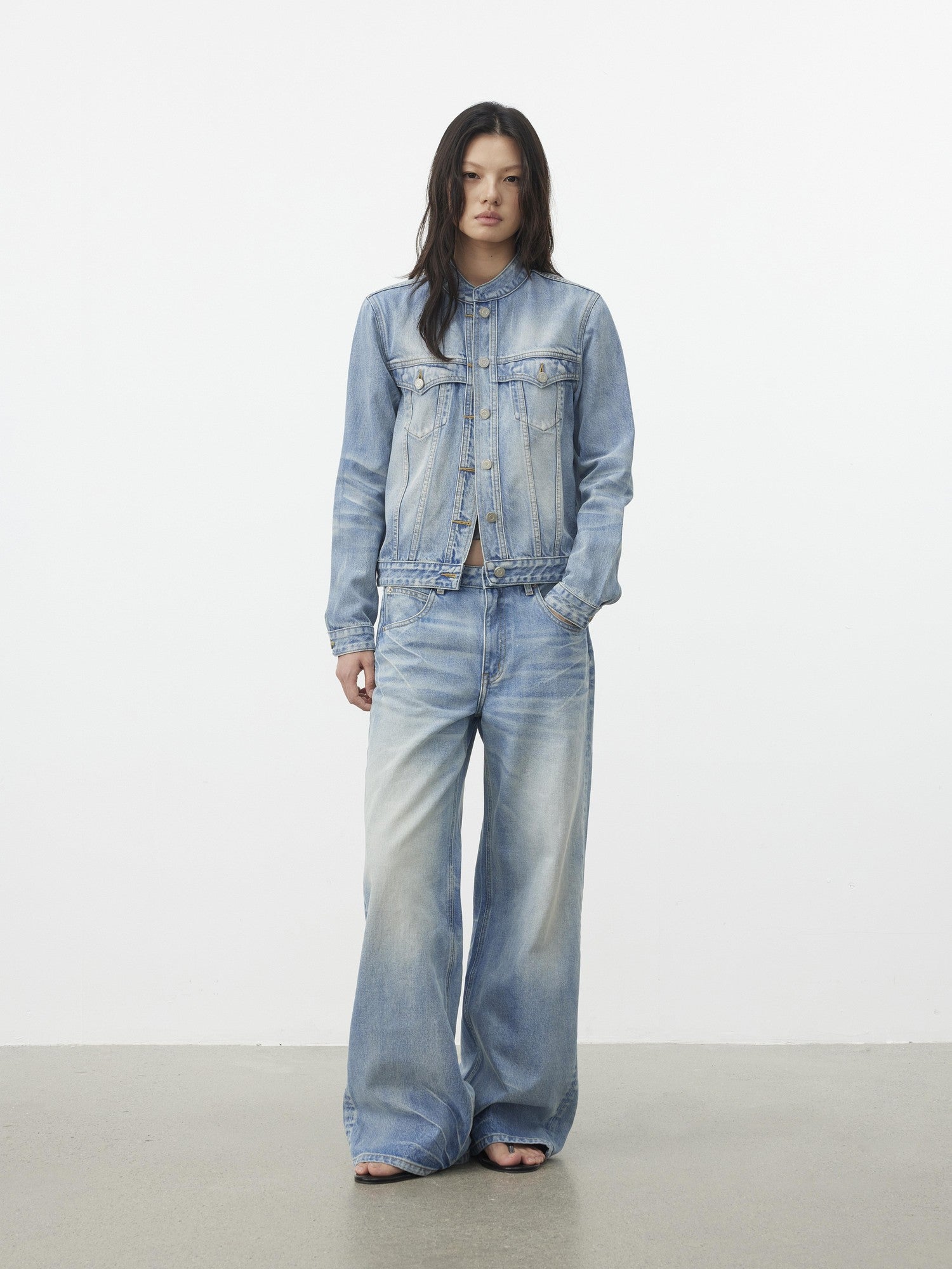 AFTADAWN Light Wash Whisker Stand Collar Short Side Pocket Women&
