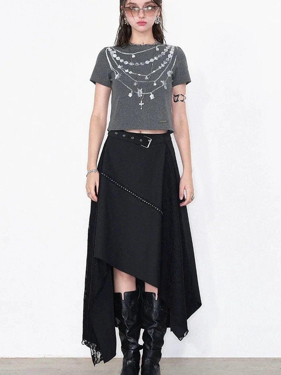 AFTADAWN Lost Necklace Print Tee Asymmetric Lace Skirt T-shirt
