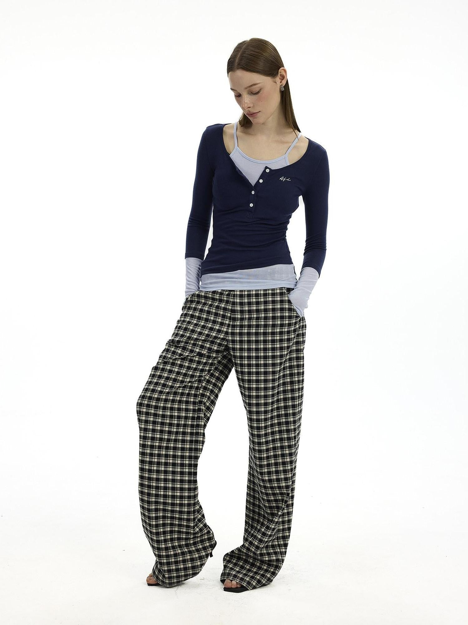 AFTADAWN Plaid Relaxed Mid Rise Natural Waist Pocketed Zip Fly Women&
