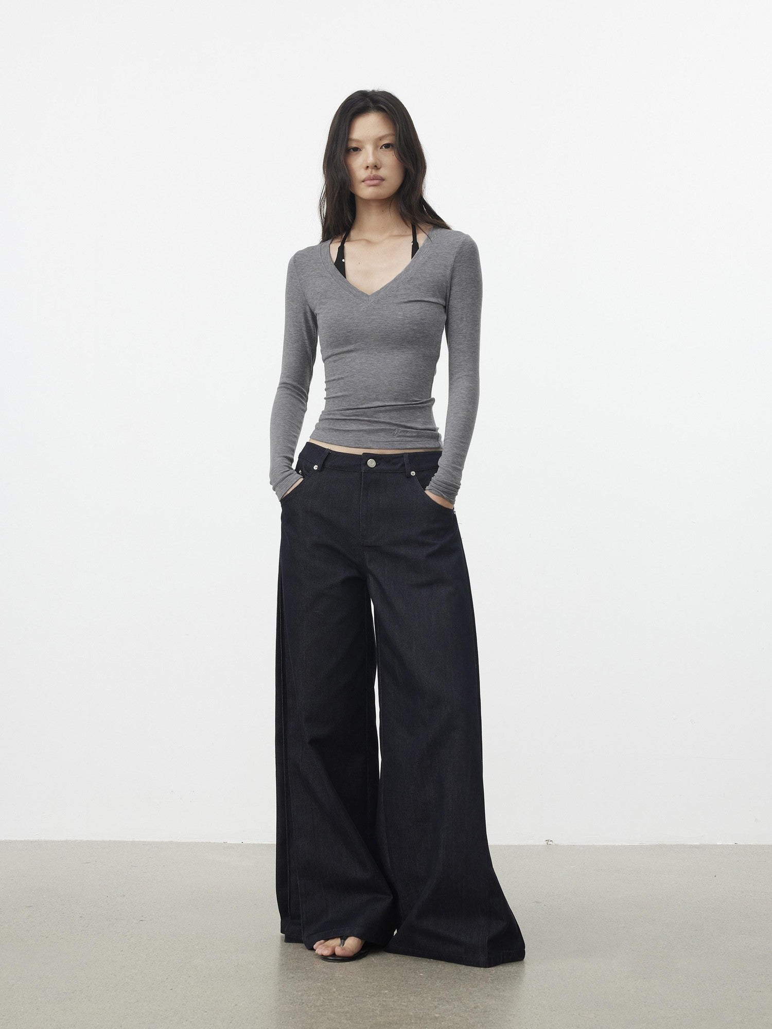 AFTADAWN Pleated V-neck Waist Cinch Women&