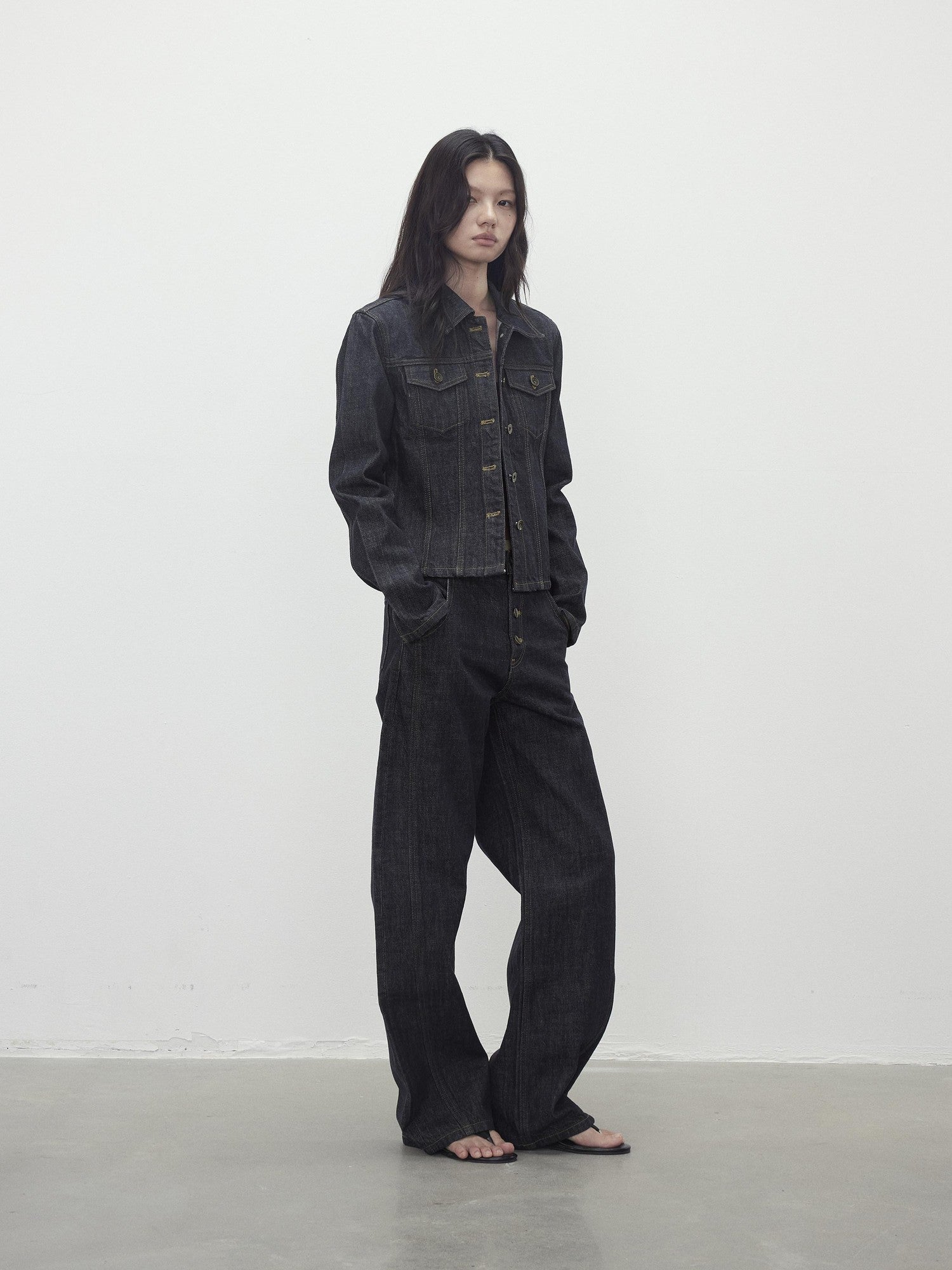 AFTADAWN Raw Indigo Deconstructed Contrast Stitch Women&