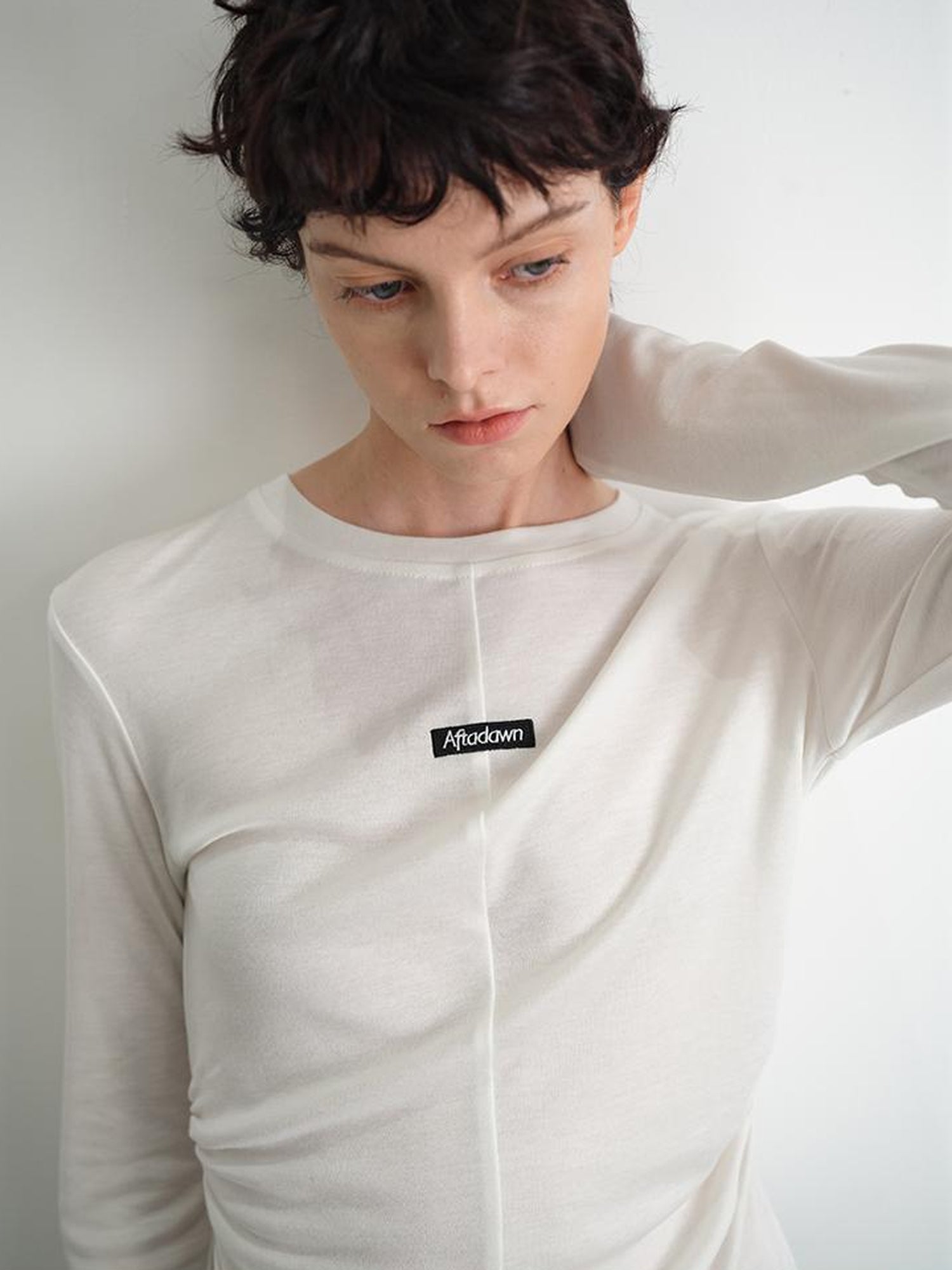 AFTADAWN Rayon Wool Logo Embroidered Waist Gathered Long Sleeve Tee