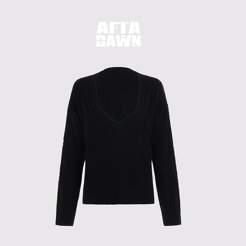 AFTADAWN_Relaxed_Thick_Cable_Knit_V-neck_Women&