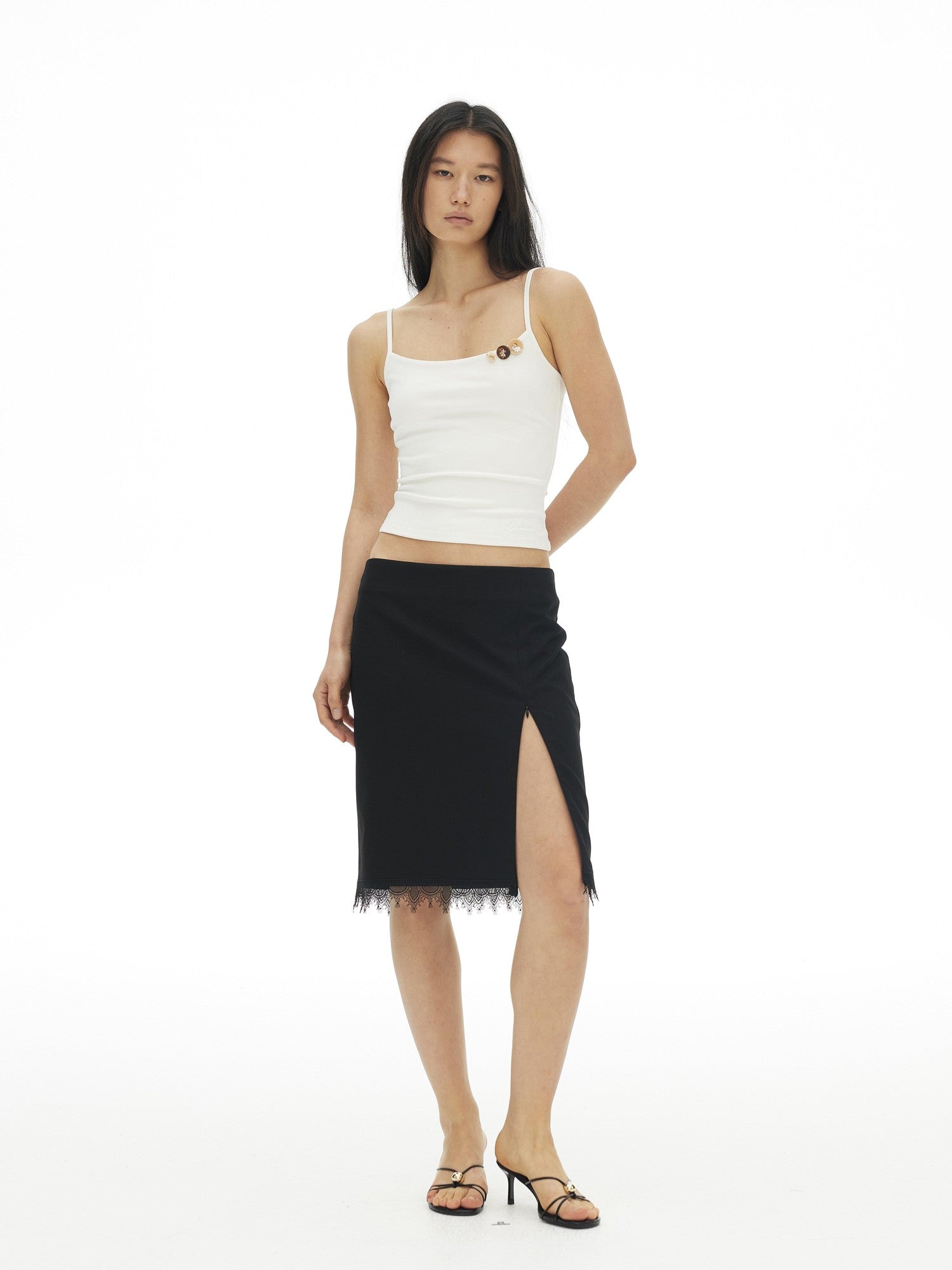 AFTADAWN Ribbed Three Button Thin Straps Cropped Women&