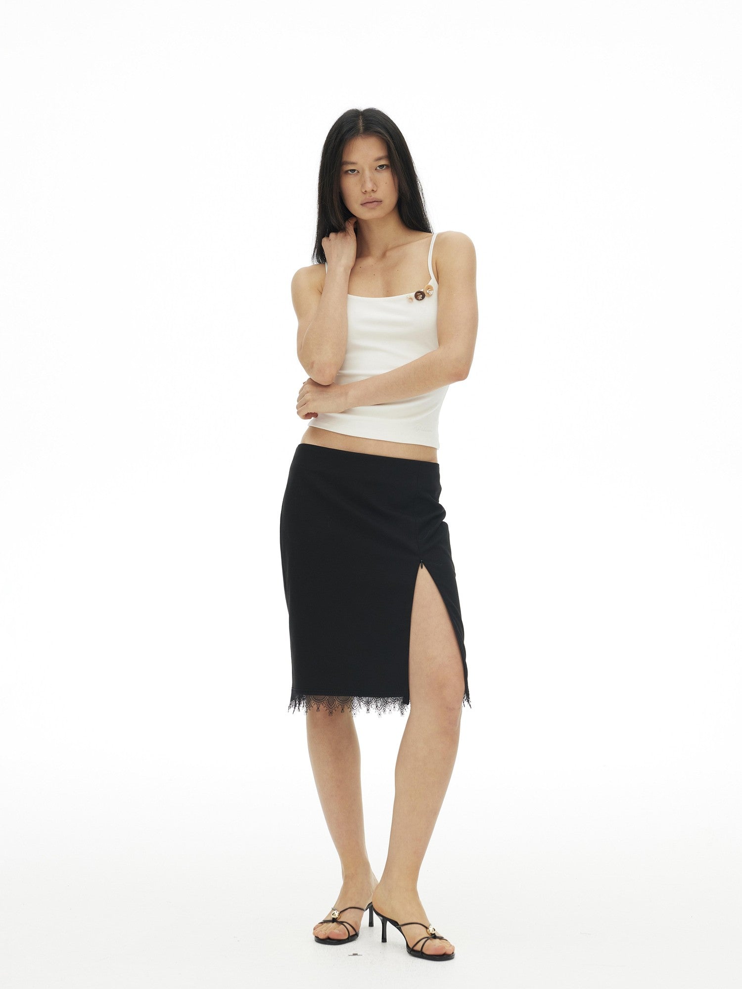 AFTADAWN Ribbed Three Button Thin Straps Cropped Women&