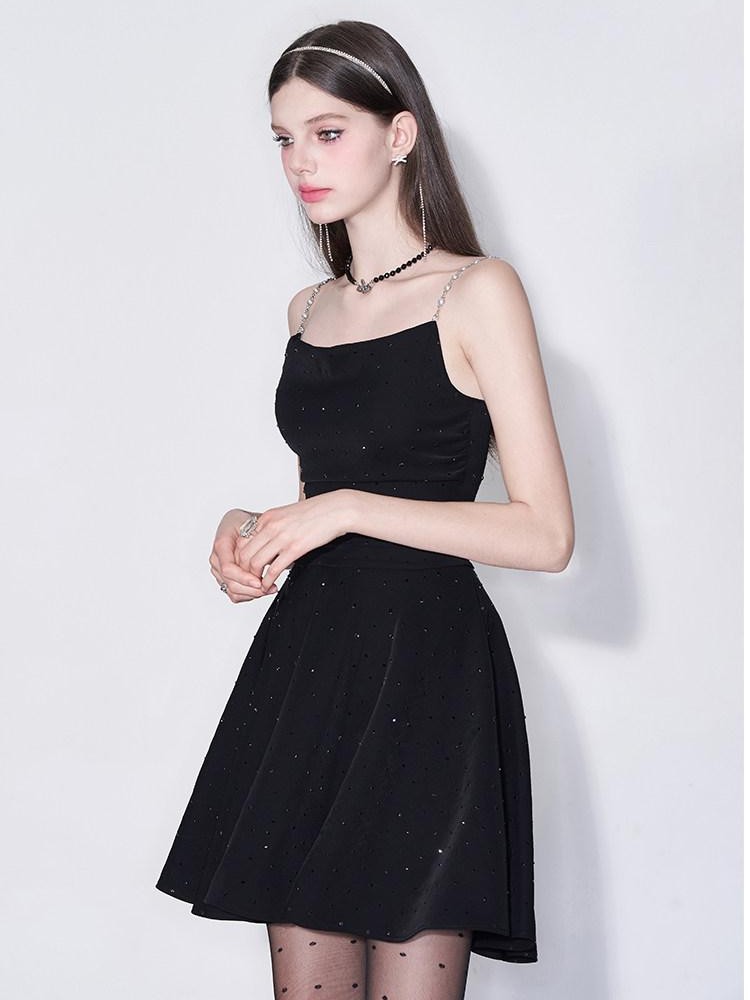 AFTADAWN Starry Rhinestone Pearl Chain Cowl Neck Women&