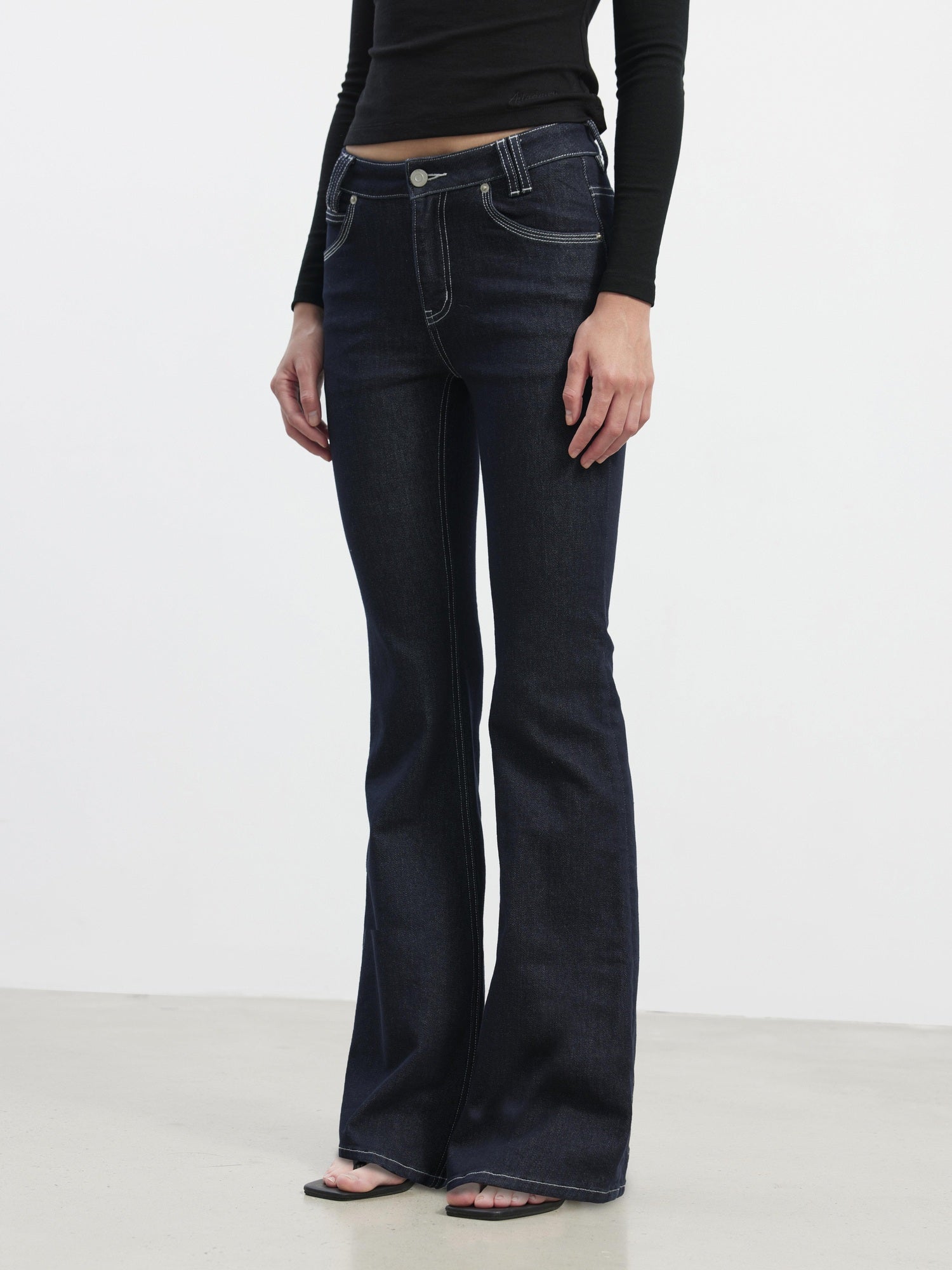 AFTADAWN Stretch Cotton Slim Flare Natural Waist Pockets Everyday Women Dark Blue Jeans