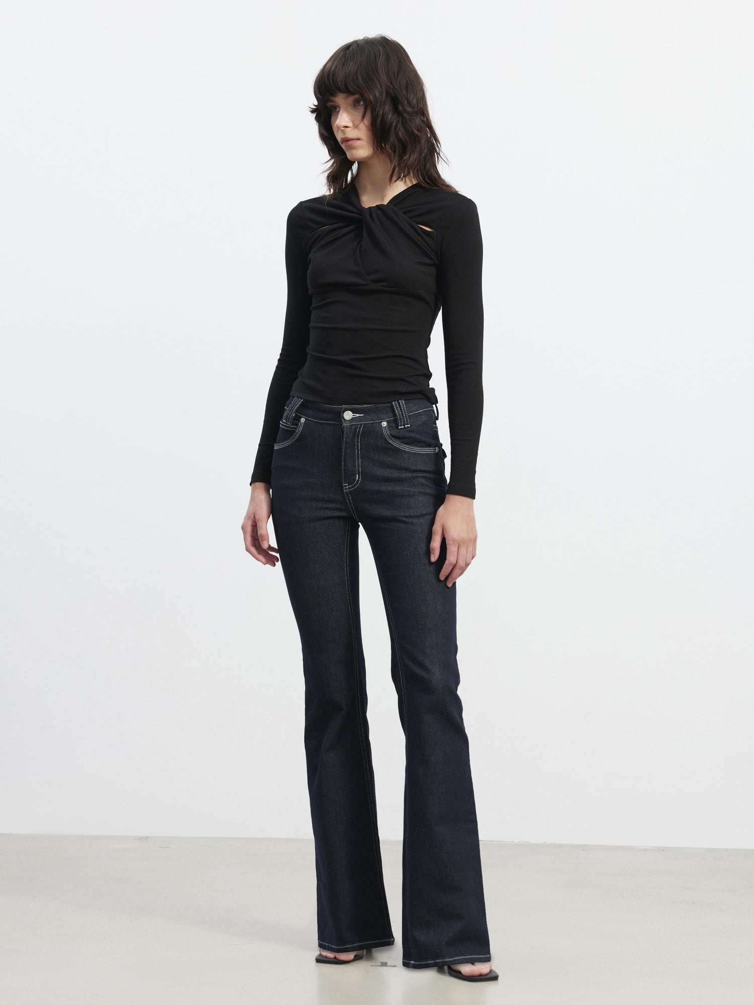 AFTADAWN Stretch Cotton Slim Flare Natural Waist Pockets Everyday Women Dark Blue Jeans