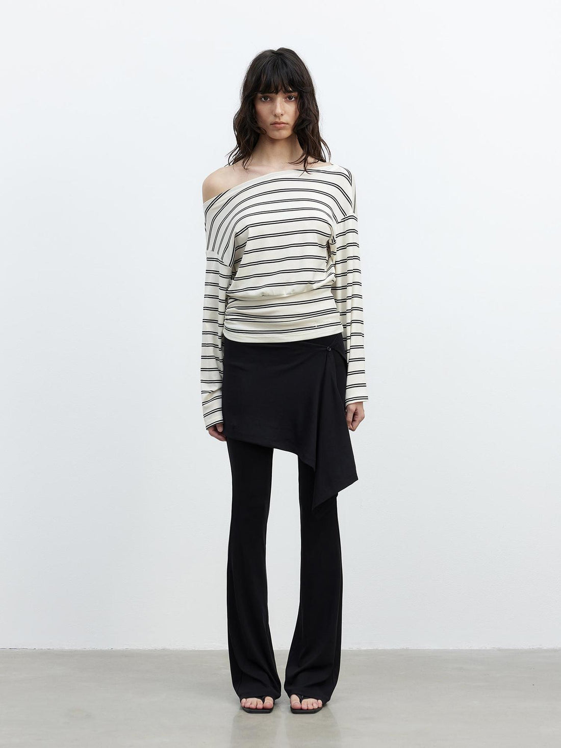 AFTADAWN Striped Asymmetric Shoulder Drop Sleeve Tunic Top