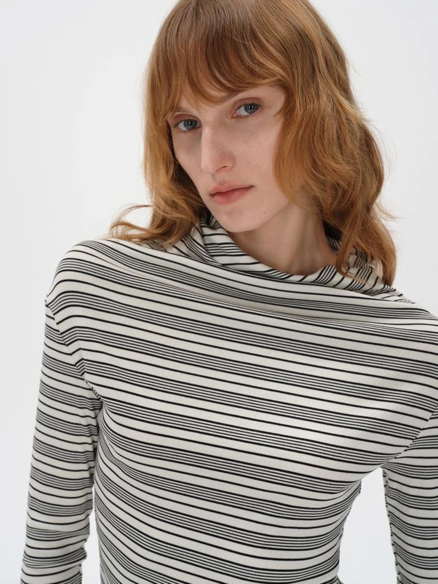 Striped Stacked Neck Asymmetric Two Way Long Sleeve T-shirt