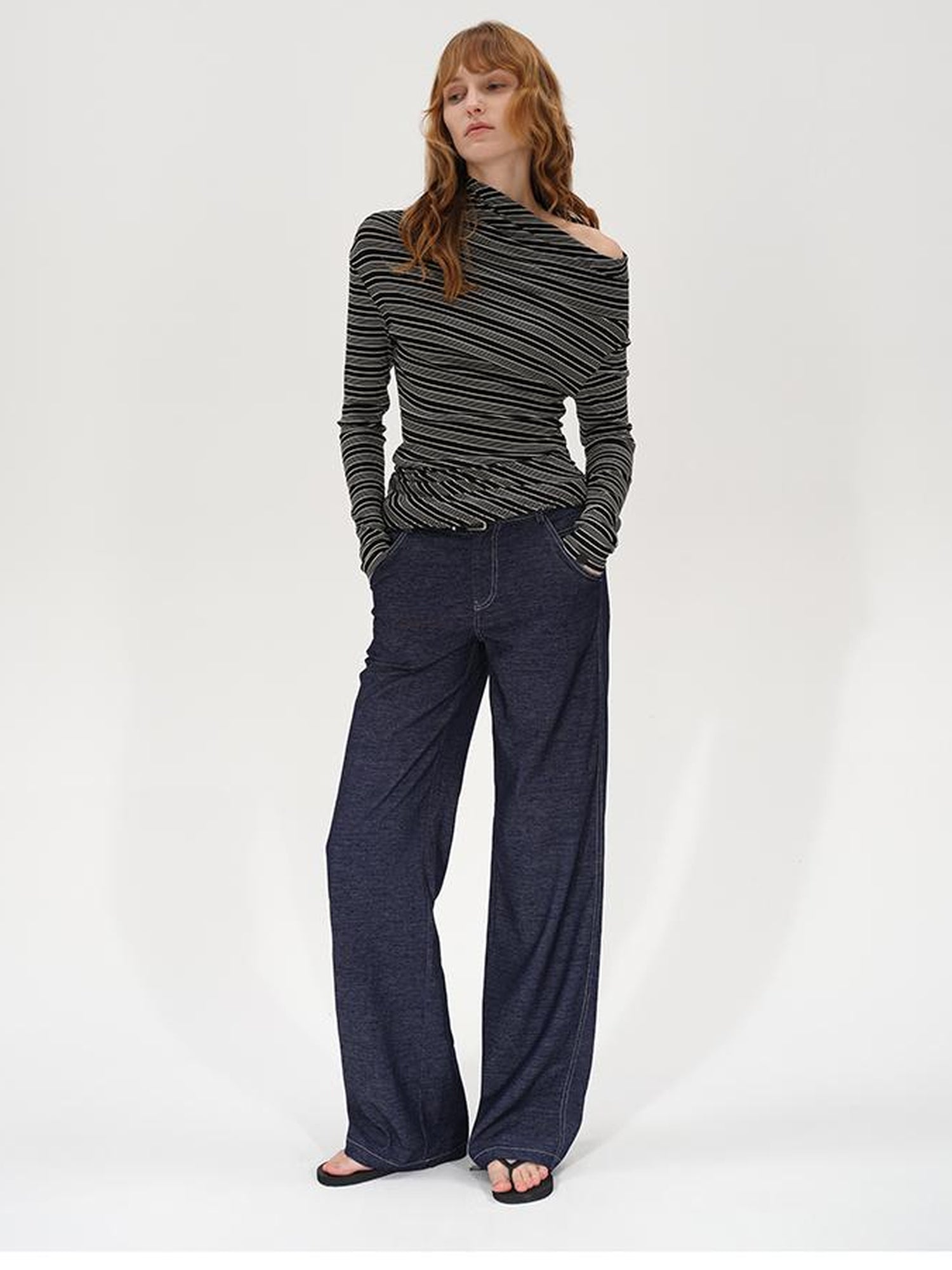AFTADAWN Striped Stacked Neck Asymmetric Two Way Long Sleeve T-shirt