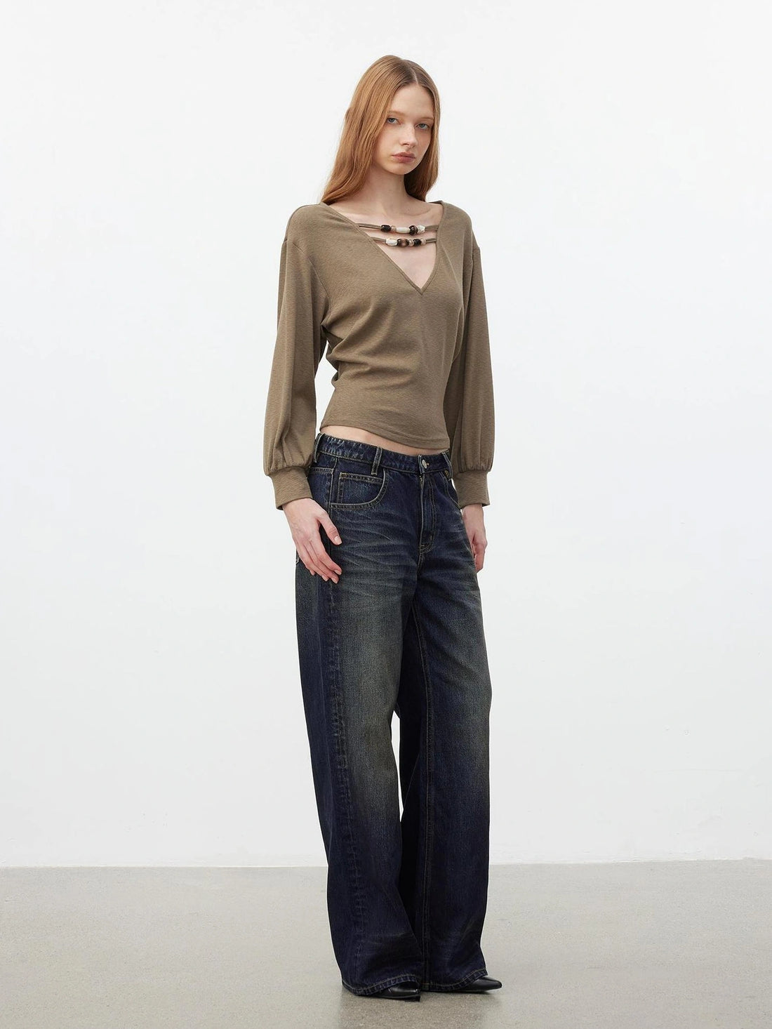 AFTADAWN V-Neck Beaded Lantern Sleeve Crop Top T-shirt