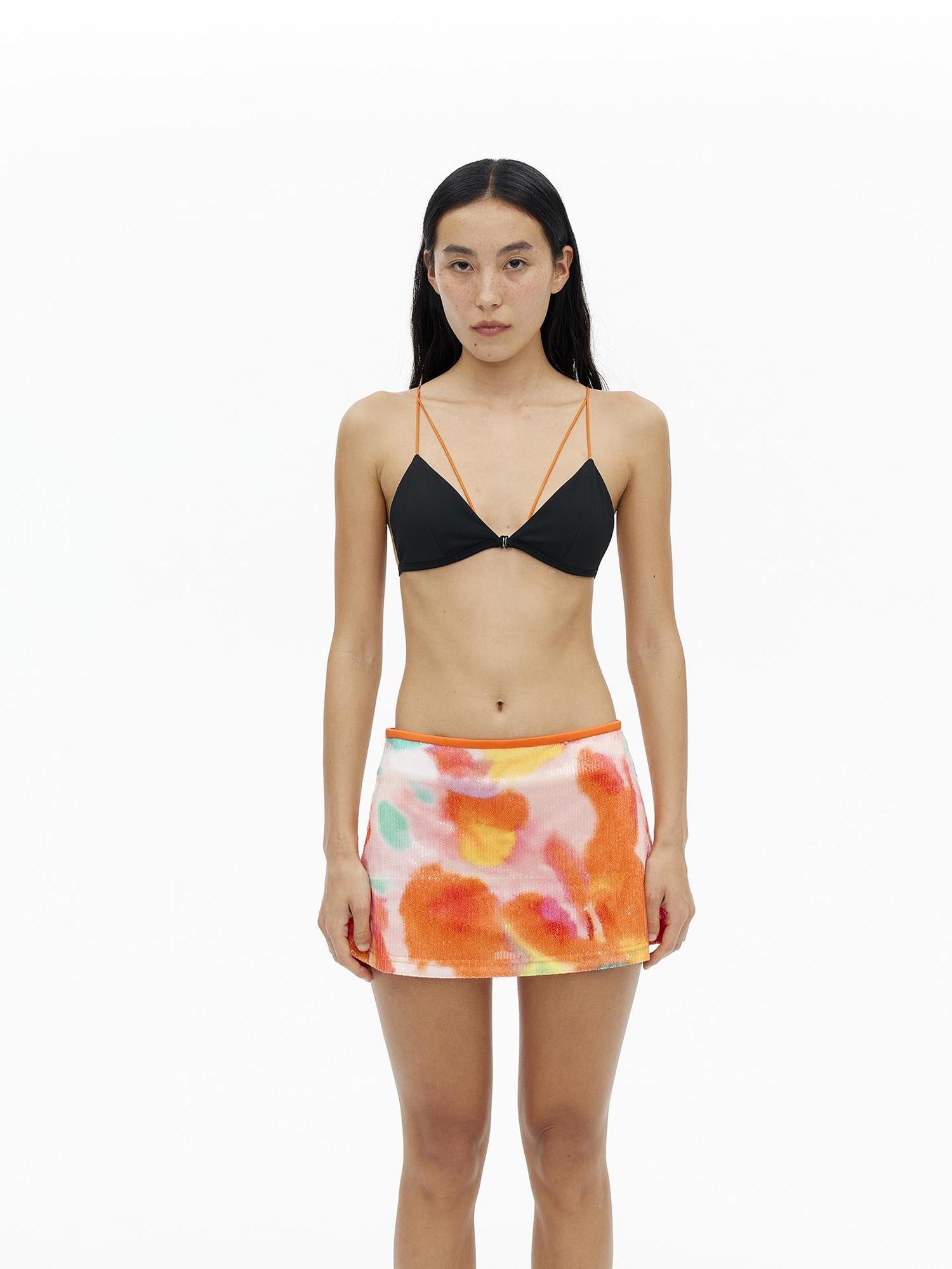 AFTADAWN V-Neck Camisole With Contrast Spaghetti Strap And Built-In Padding