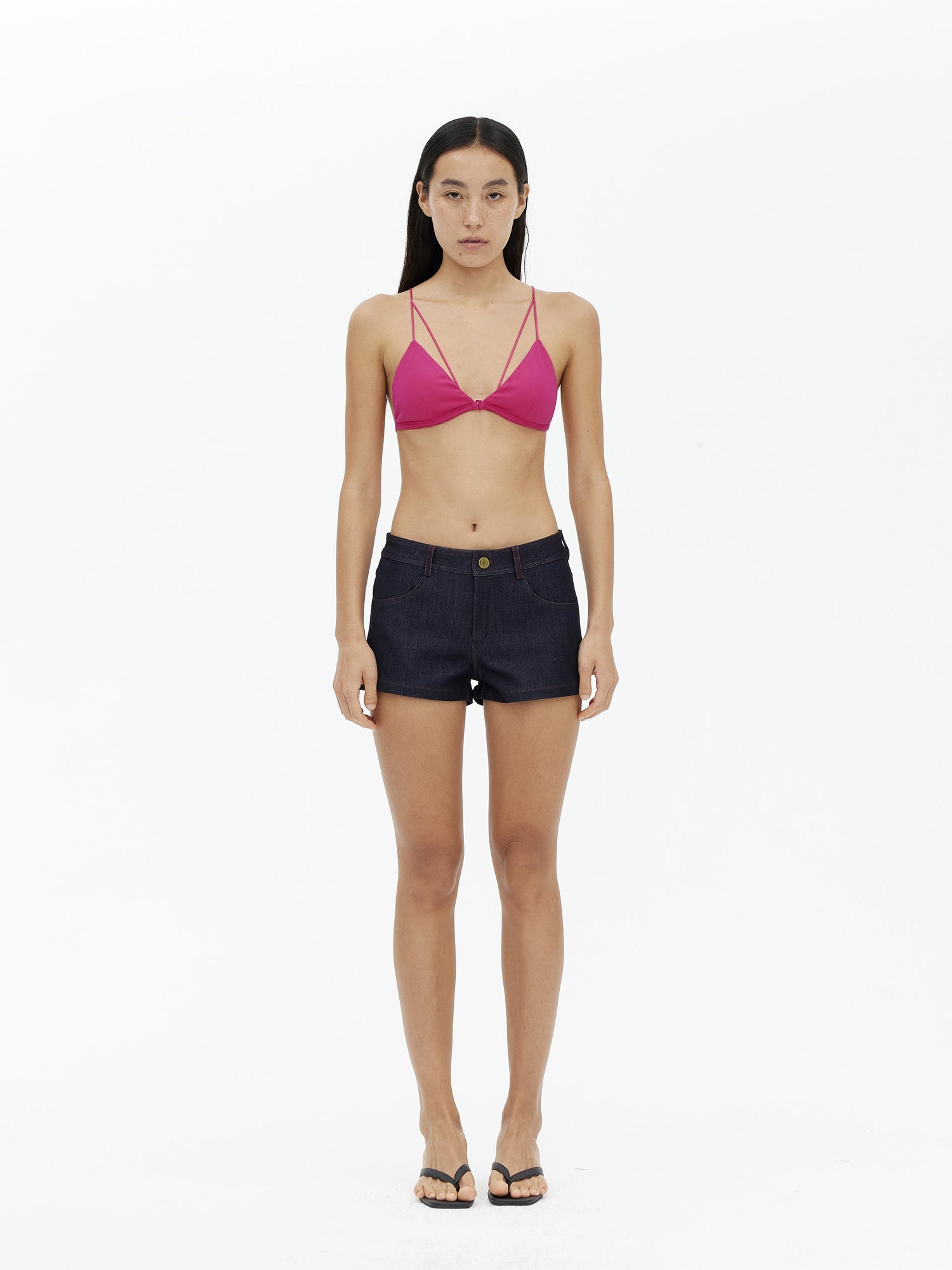 AFTADAWN V-Neck Camisole With Contrast Spaghetti Strap And Built-In Padding