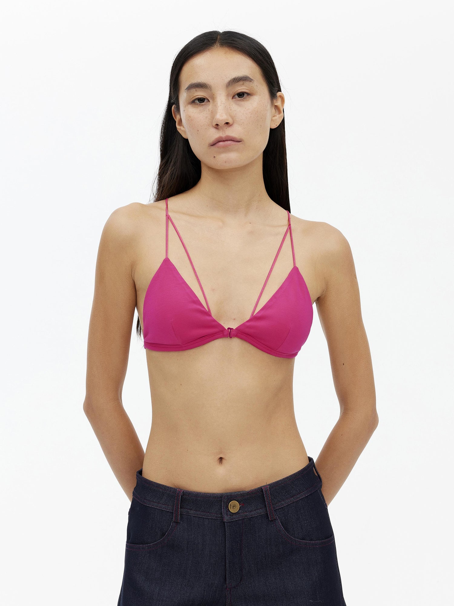 AFTADAWN V-Neck Camisole With Contrast Spaghetti Strap And Built-In Padding