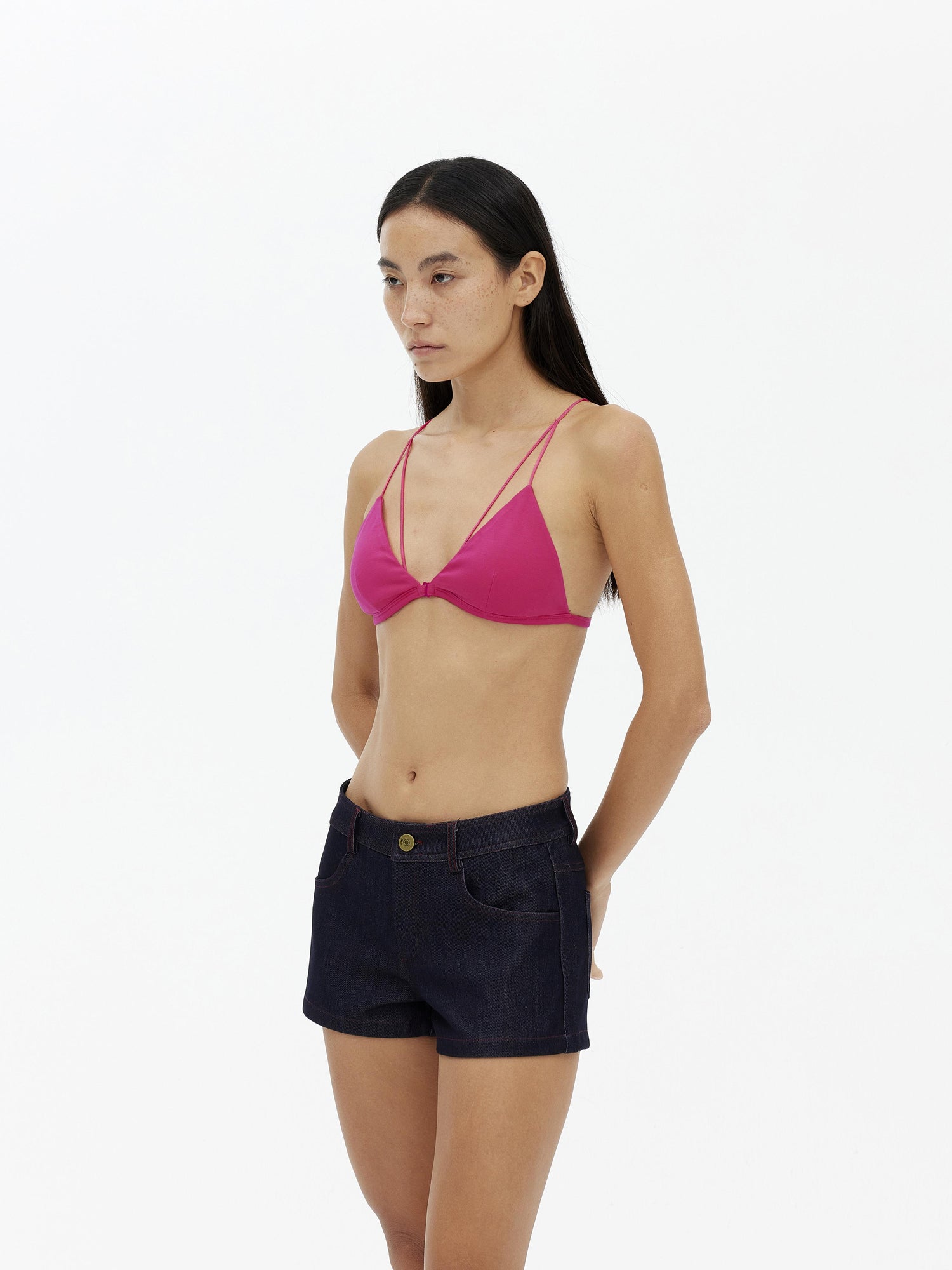 AFTADAWN V-Neck Camisole With Contrast Spaghetti Strap And Built-In Padding