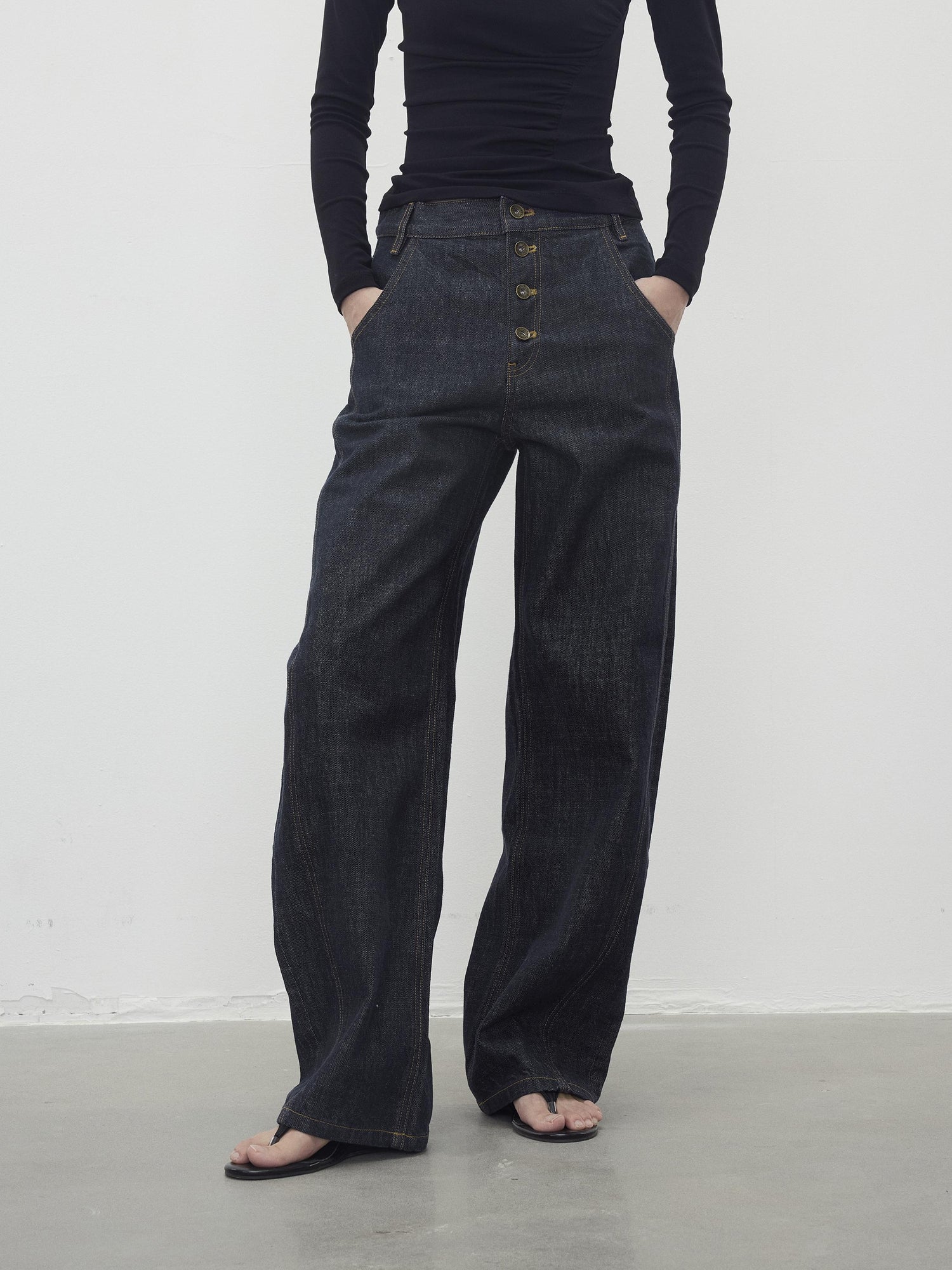 AFTADAWN Vintage Indigo Denim Wide Leg Jeans With Contrast Stitching