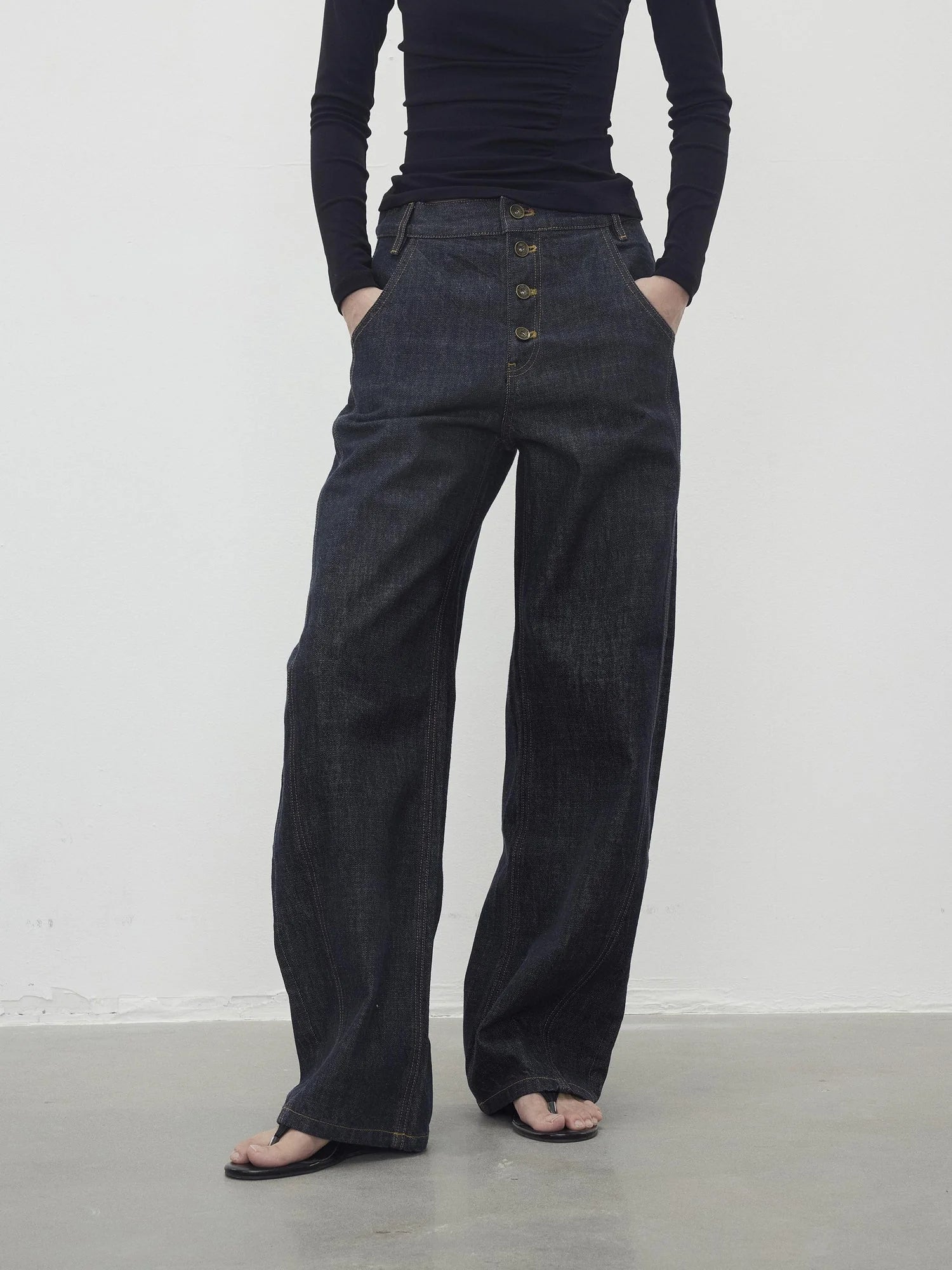Vintage Indigo Denim Wide Leg Jeans With Contrast Stitching