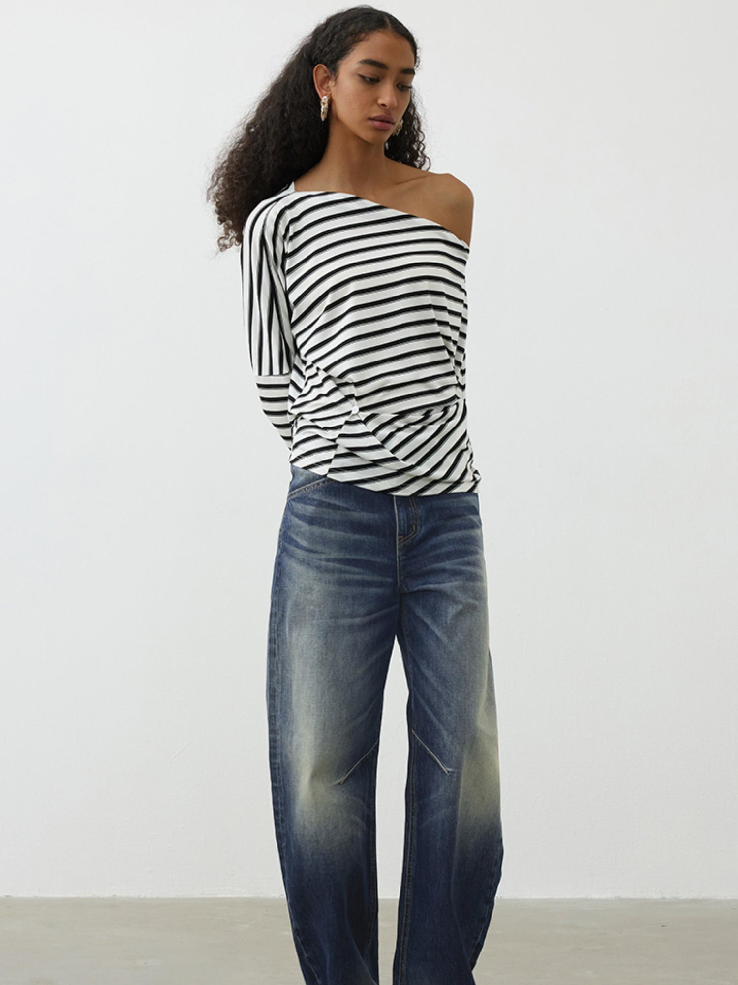 AFTADAWN Vintage Wash Blue Mid Low Waist Curved Hem Denim Pants