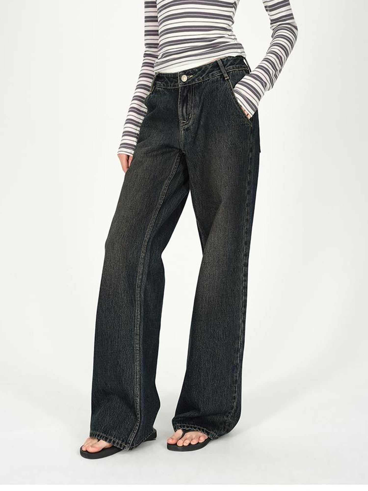 AFTADAWN Vintage Washed Low Rise Relaxed Wide Leg Denim Pants