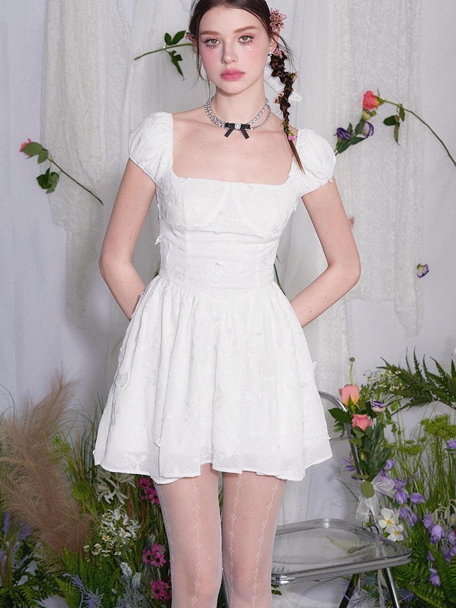 White Gardenia Butterfly Embroidered Dress V-neck T-shirt Long-Sleeve