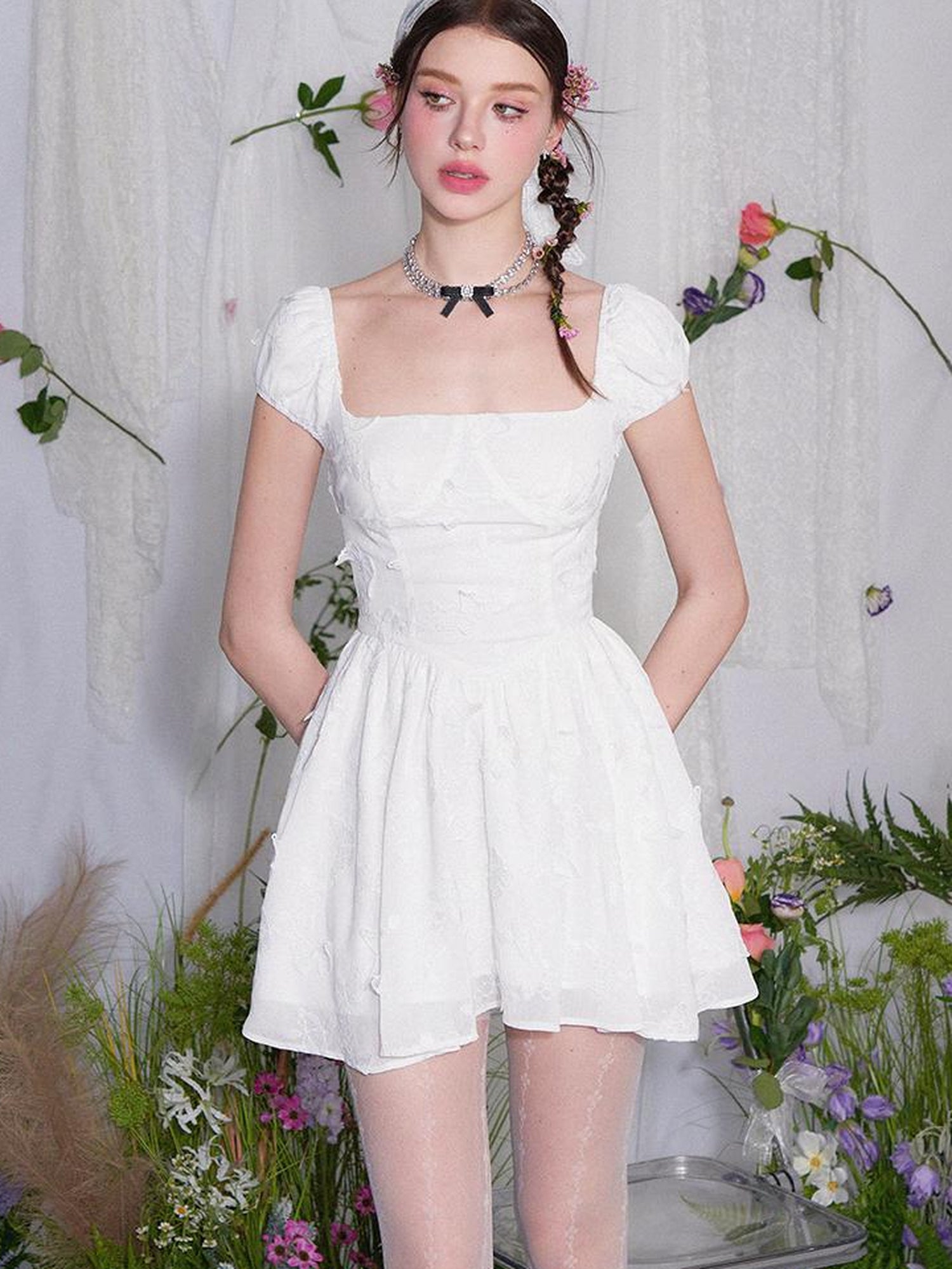 White Gardenia Butterfly Embroidered Dress V-neck T-shirt Long-Sleeve