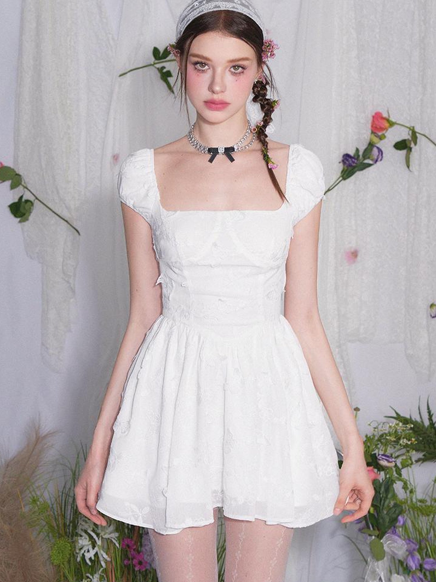White Gardenia Butterfly Embroidered Dress V-neck T-shirt Long-Sleeve