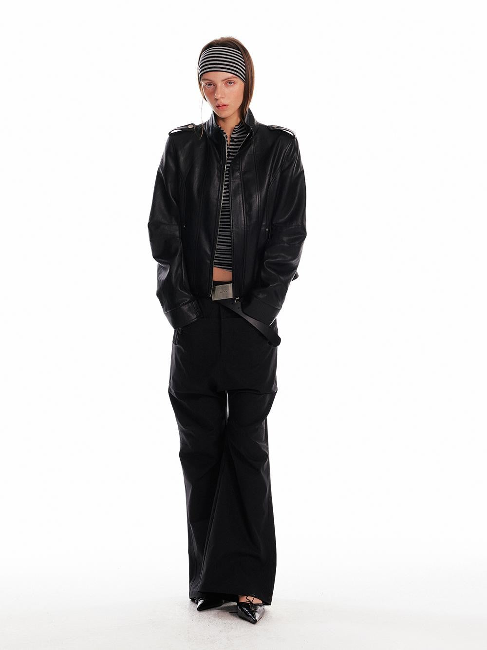 ALINNV Black Studded Stand Collar Slim Fit Pu Women&