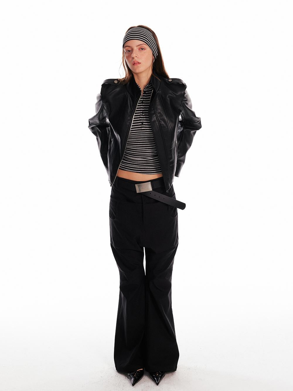 ALINNV Black Studded Stand Collar Slim Fit Pu Women&
