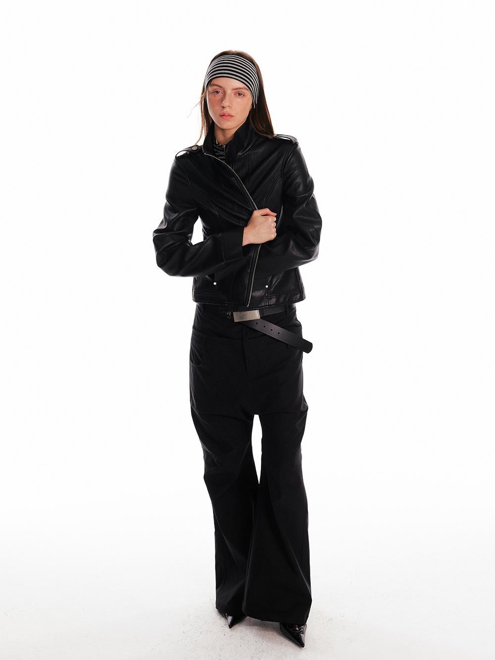 ALINNV Black Studded Stand Collar Slim Fit Pu Women&