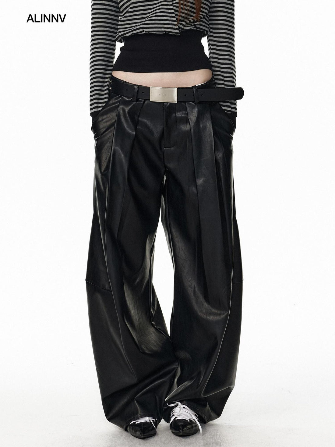 ALINNV Black Utility Knife Cut Natural Waist Streetwear Women&