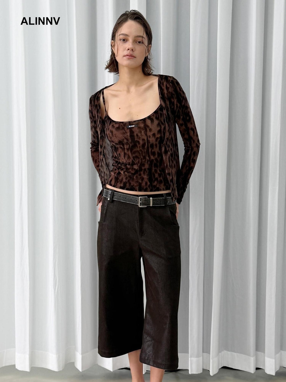 ALINNV Flocked Mesh Leopard Print U Neck Slim Fit Women&