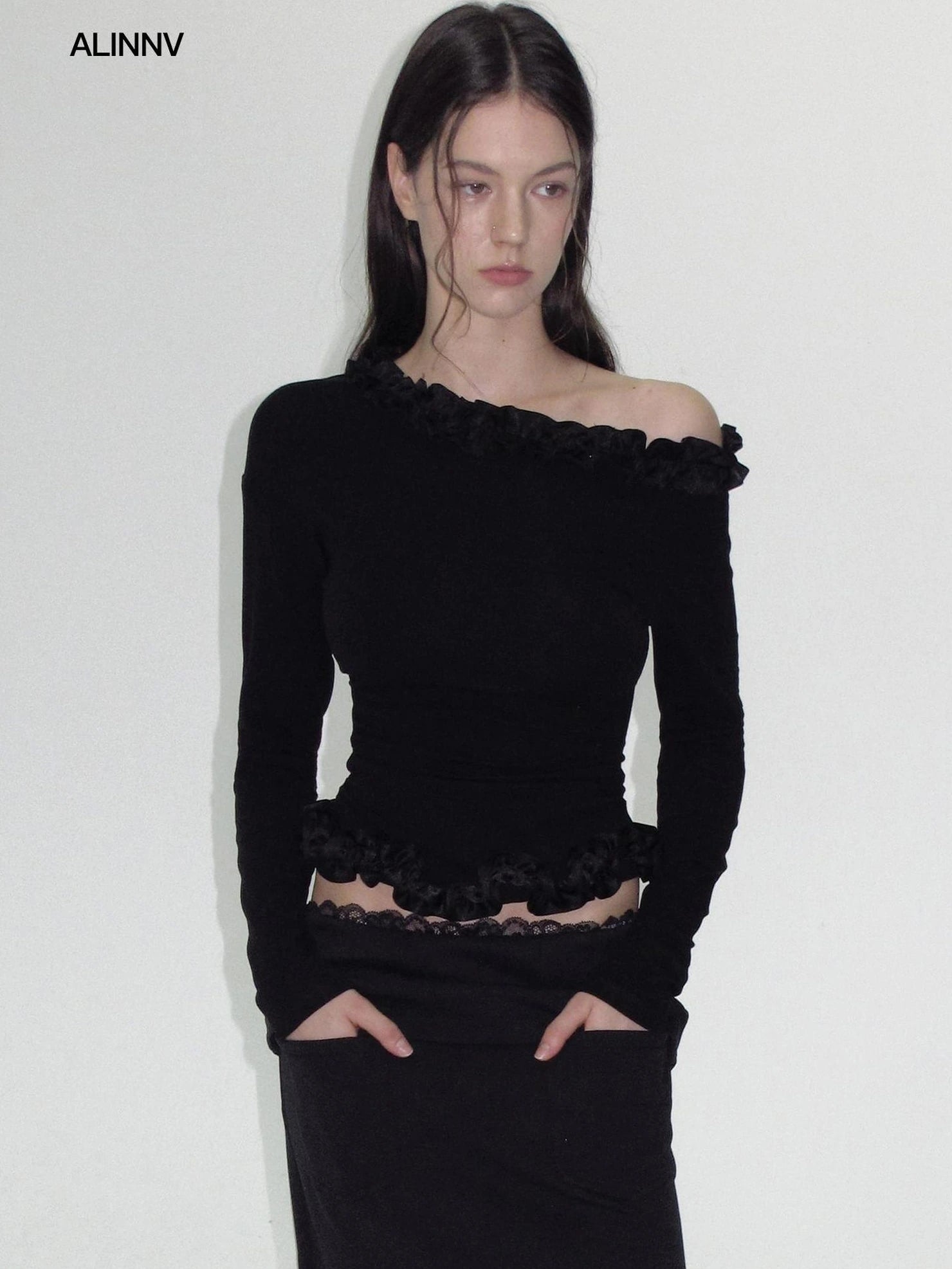 ALINNV STUDIO Asymmetrical Shoulder Layered Ruffle Slim Fit Tee T-shirt