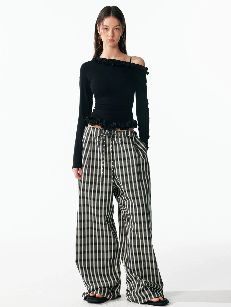 ALINNV STUDIO Asymmetrical Shoulder Layered Ruffle Slim Fit Tee T-shirt