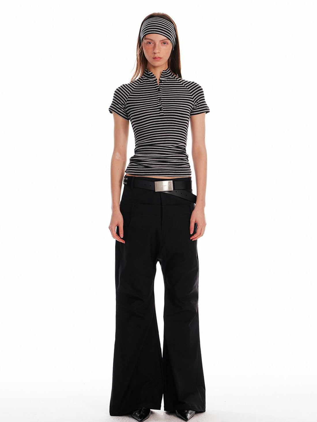 ALINNV STUDIO Backless Slim Fit T Shirt Women Summer 2025
