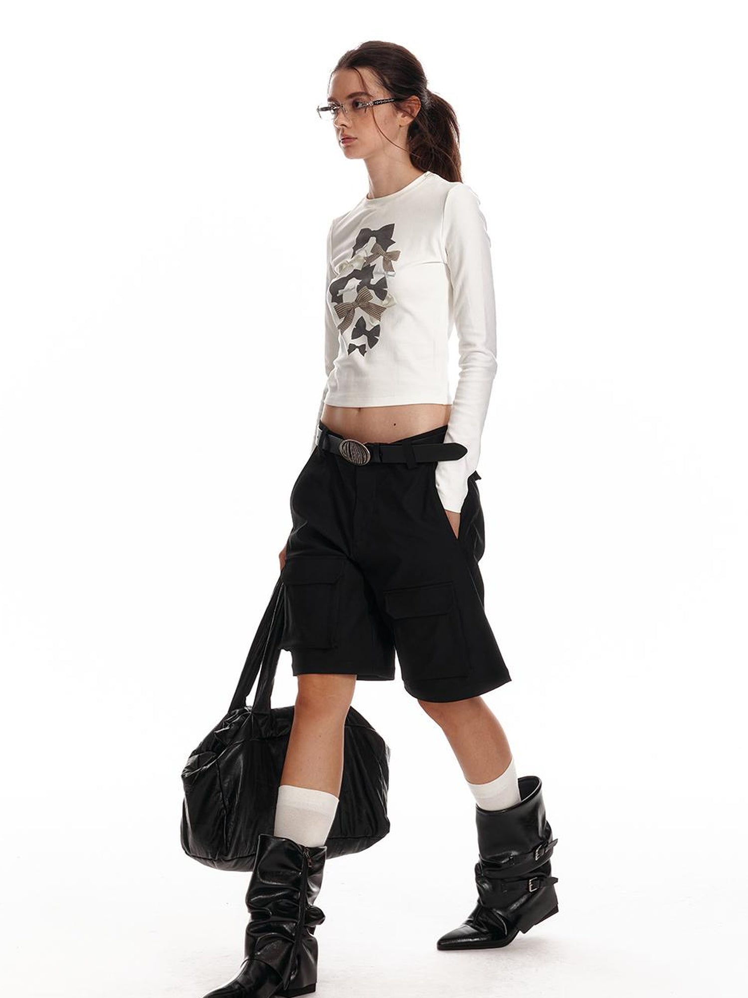 ALINNV STUDIO Bow Print Fitted Long Sleeve Tee