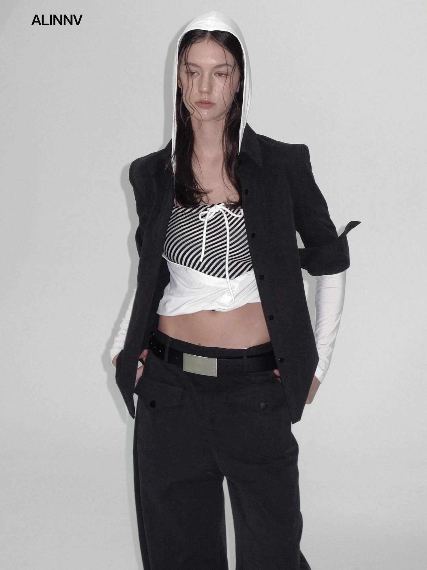 ALINNV STUDIO Classic Cropped Turn Cuff Shirt Shirts