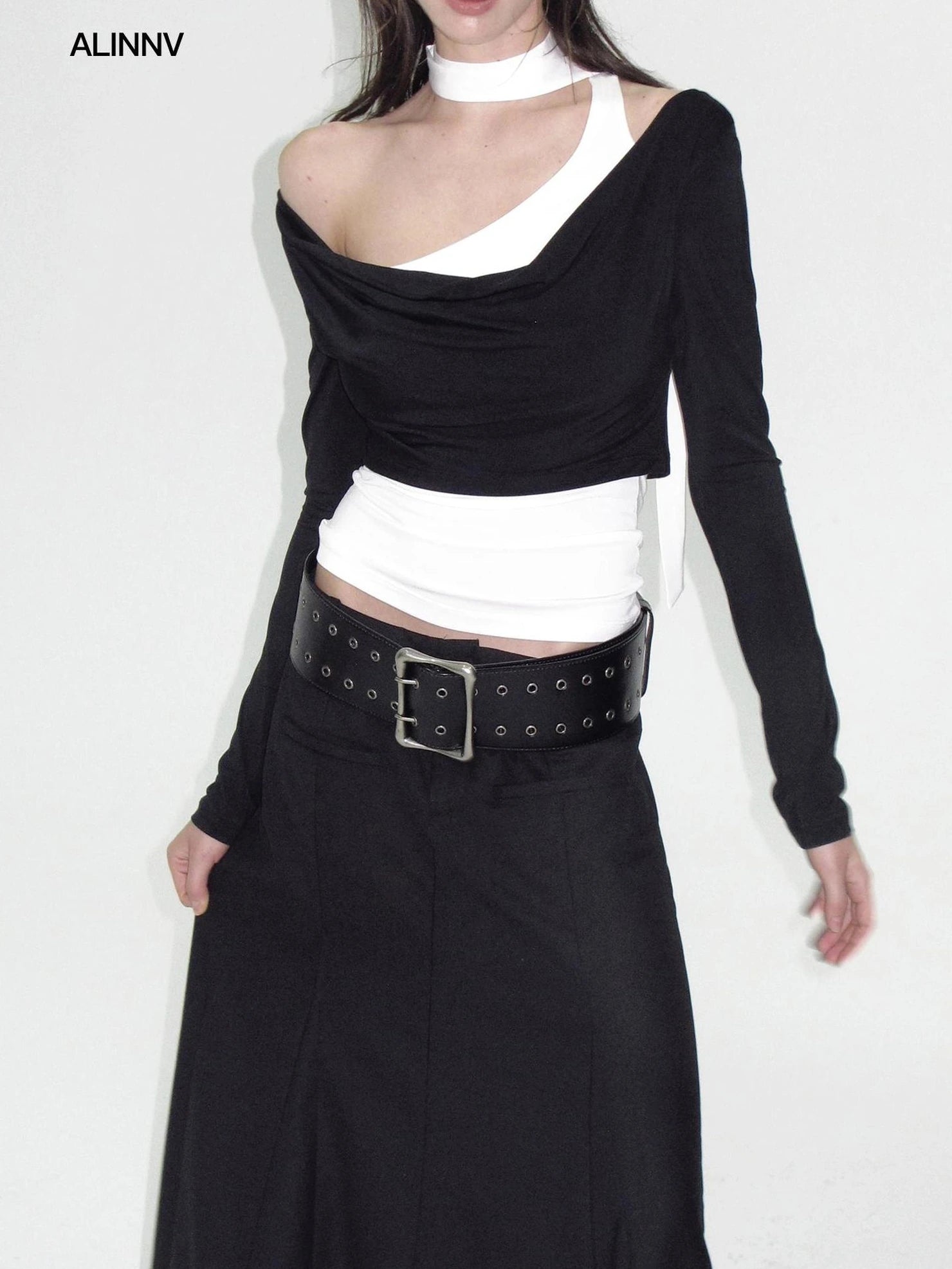 ALINNV STUDIO Contrast Color Layered Cowl Neck Long Sleeve Top T-shirt