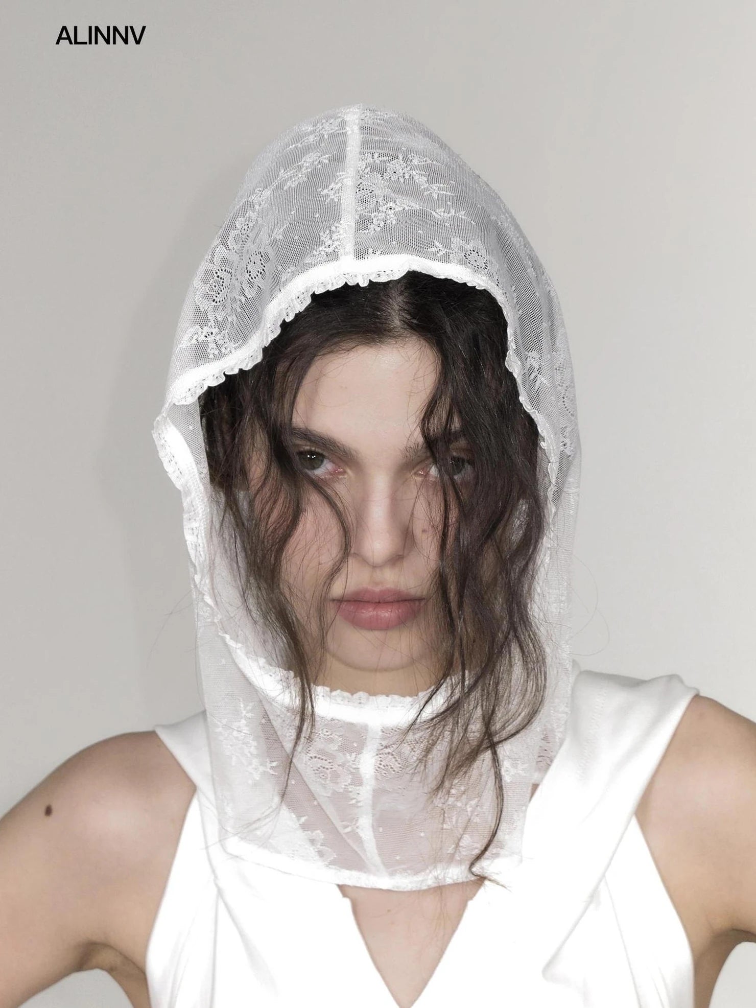 ALINNV STUDIO Double Hooded Backless Crop Top Tank Top/Camisole