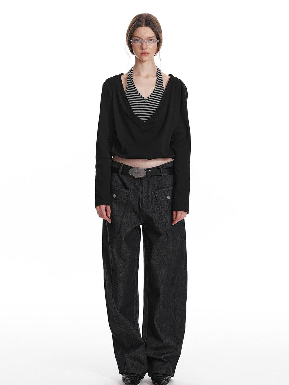 ALINNV STUDIO Halter Neck Knit Top with Layered V-Neck Design