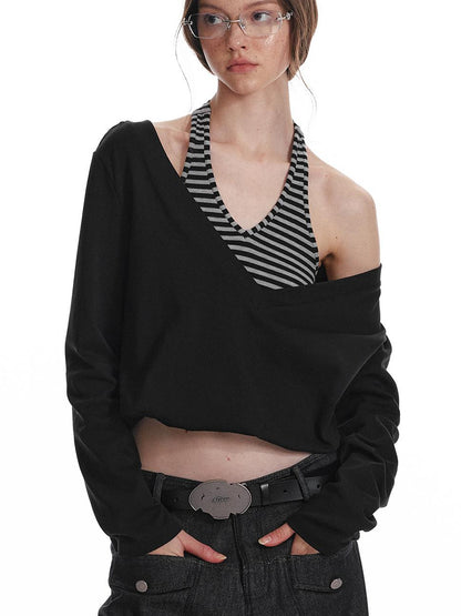 ALINNV STUDIO Halter Neck Knit Top with Layered V-Neck Design