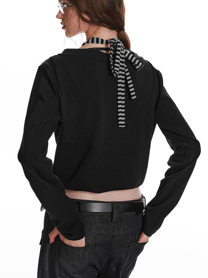 ALINNV STUDIO Halter Neck Knit Top with Layered V-Neck Design