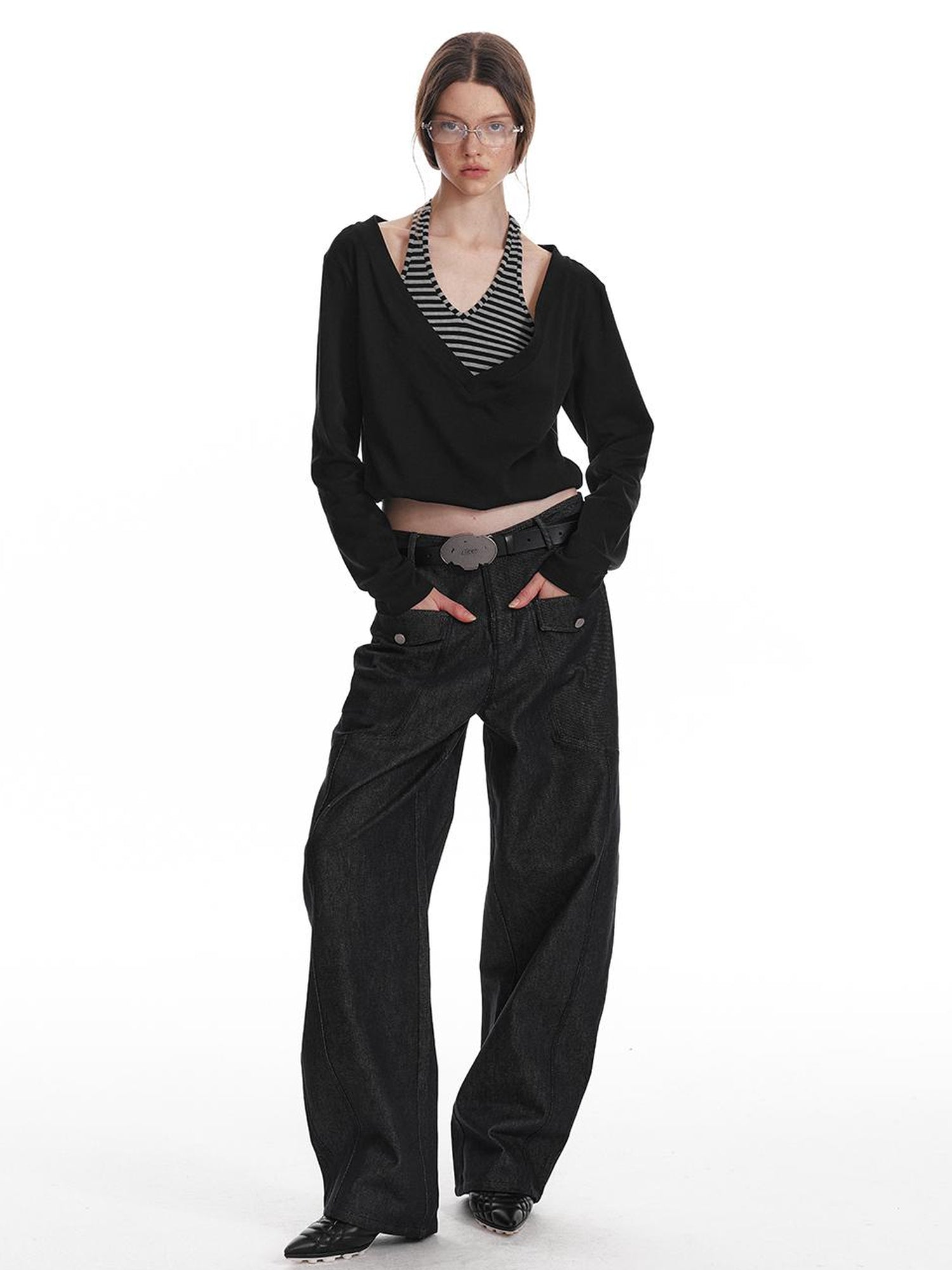 ALINNV STUDIO Halter Neck Knit Top with Layered V-Neck Design