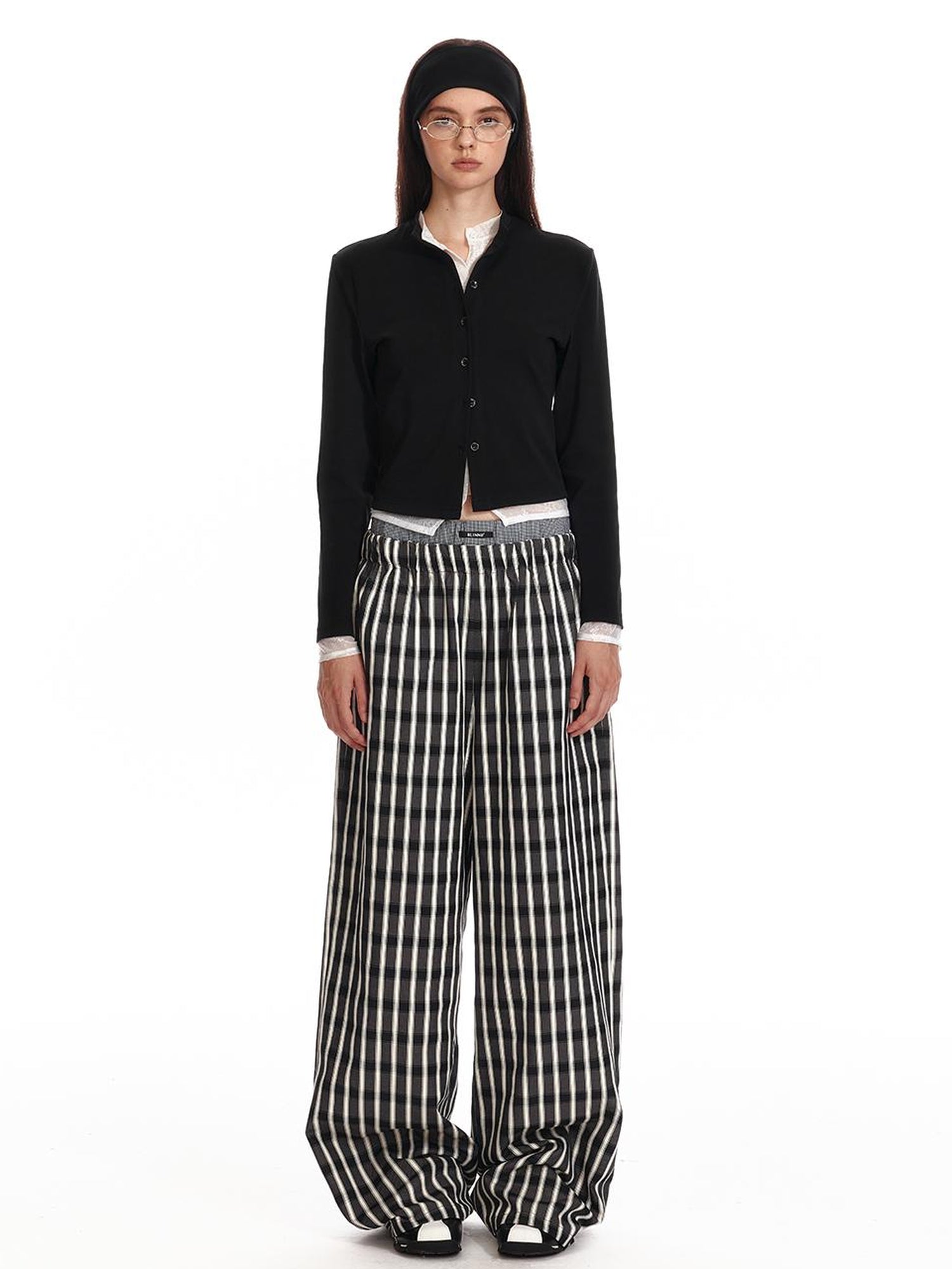 ALINNV STUDIO Lace Paneled Black Knit Long Sleeve Shirt