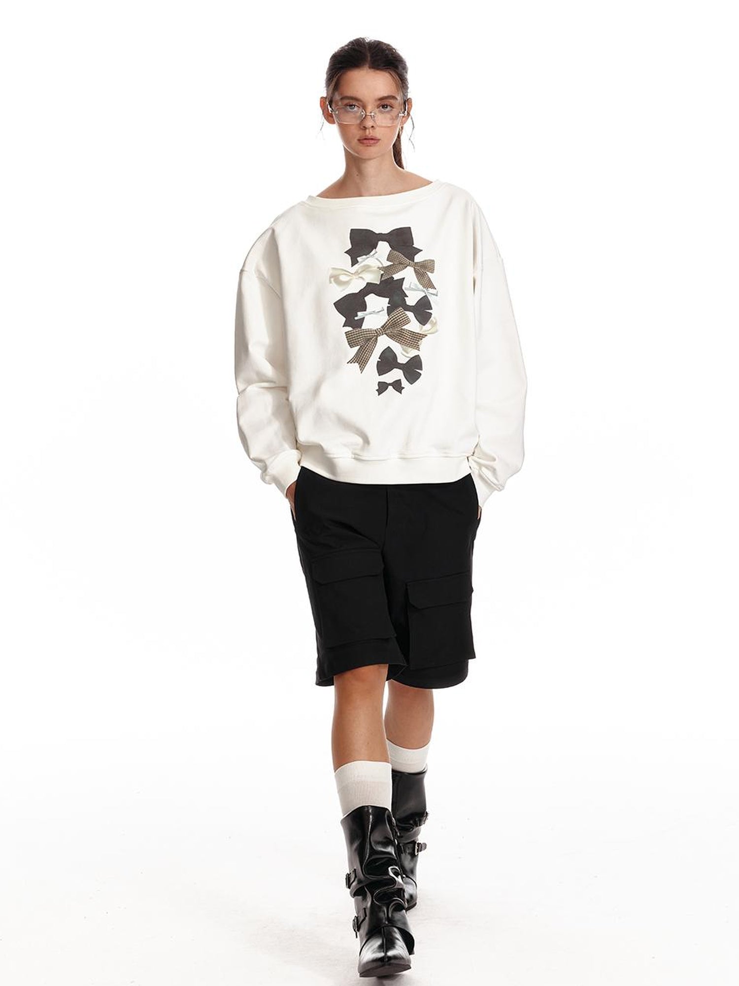 ALINNV STUDIO Off Shoulder Bow Print Slouchy Sweatshirt