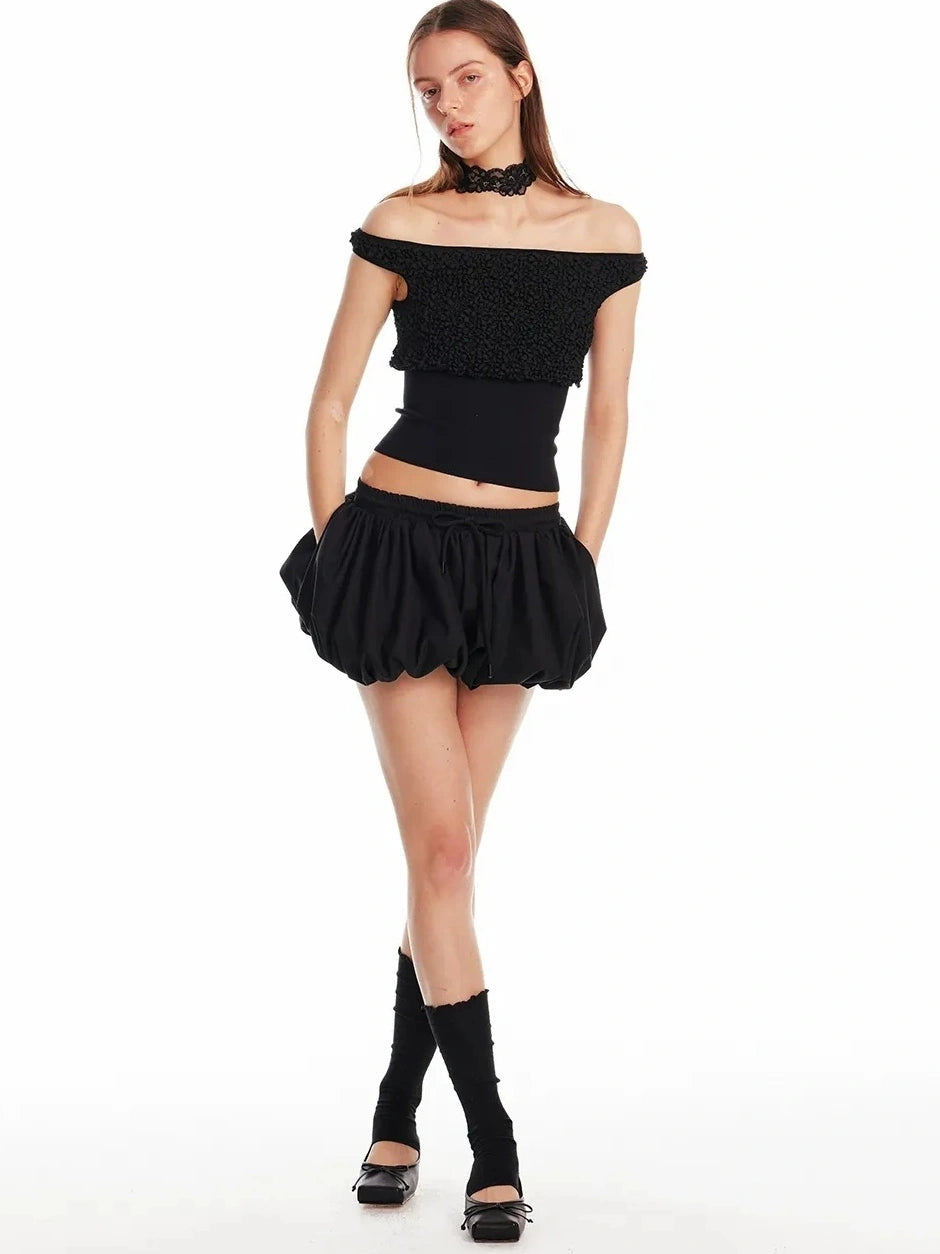 ALINNV STUDIO Off Shoulder Cropped Top With Floral Embroidery T-shirt