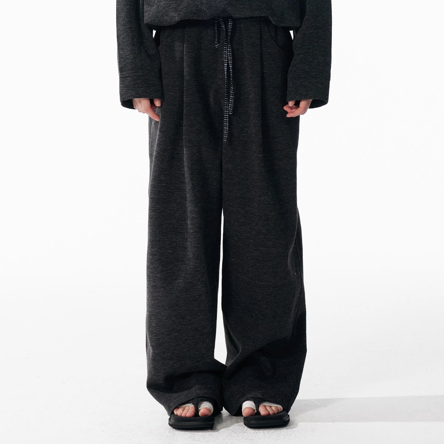 ALINNV_STUDIO_Retro_Plaid_Patchwork_Hoodie_And_Relaxed_Pants_Set_MISSTT