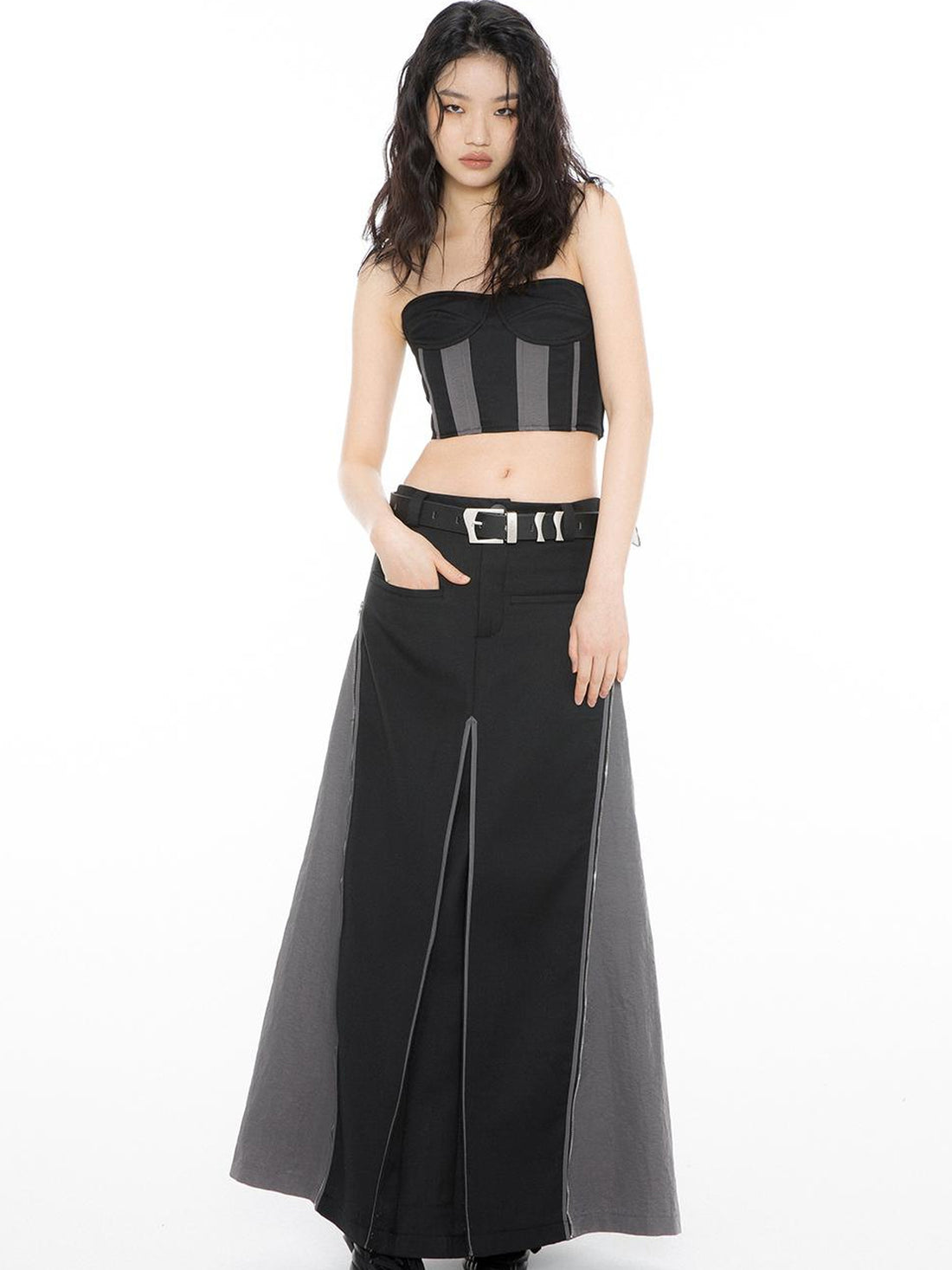 ALINNV Ribbed Motorcycle Bandeau Top With Detailing