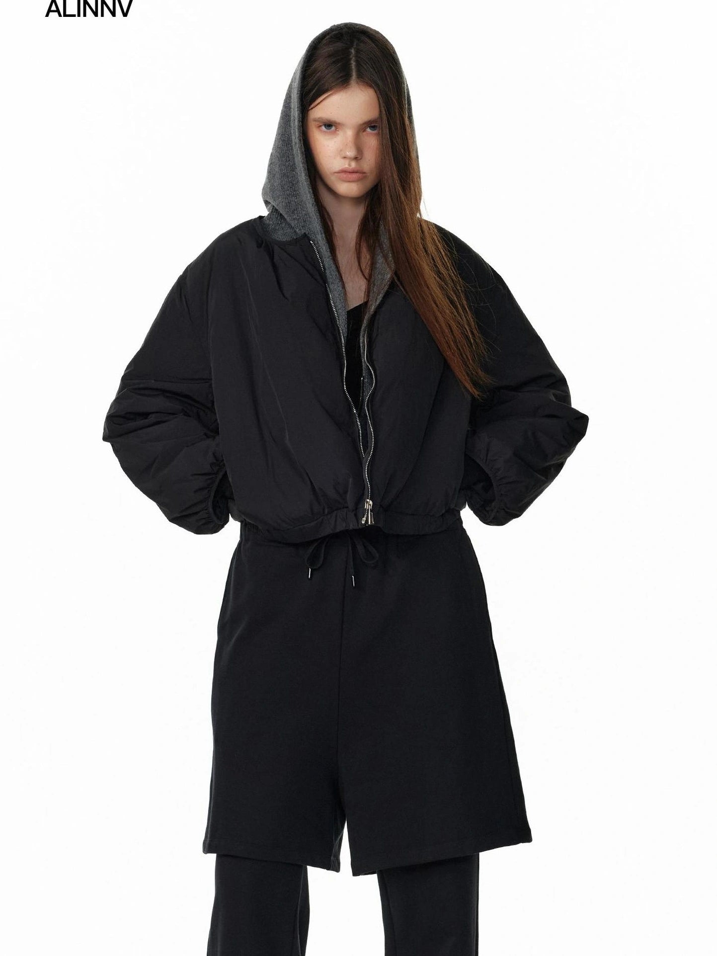 ALINNV STUDIO Short Puffer Jacket 90 White Duck Down Round Neck Down Jacket