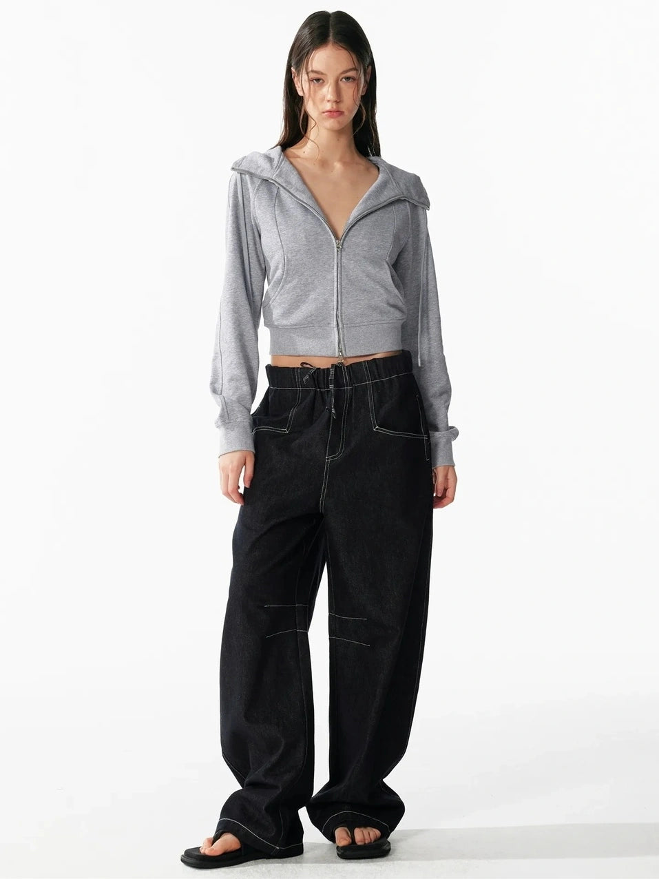 ALINNV STUDIO Slim Fit Cropped Hooded Zip Up Sweatshirt Hoodies/Sweatshirt